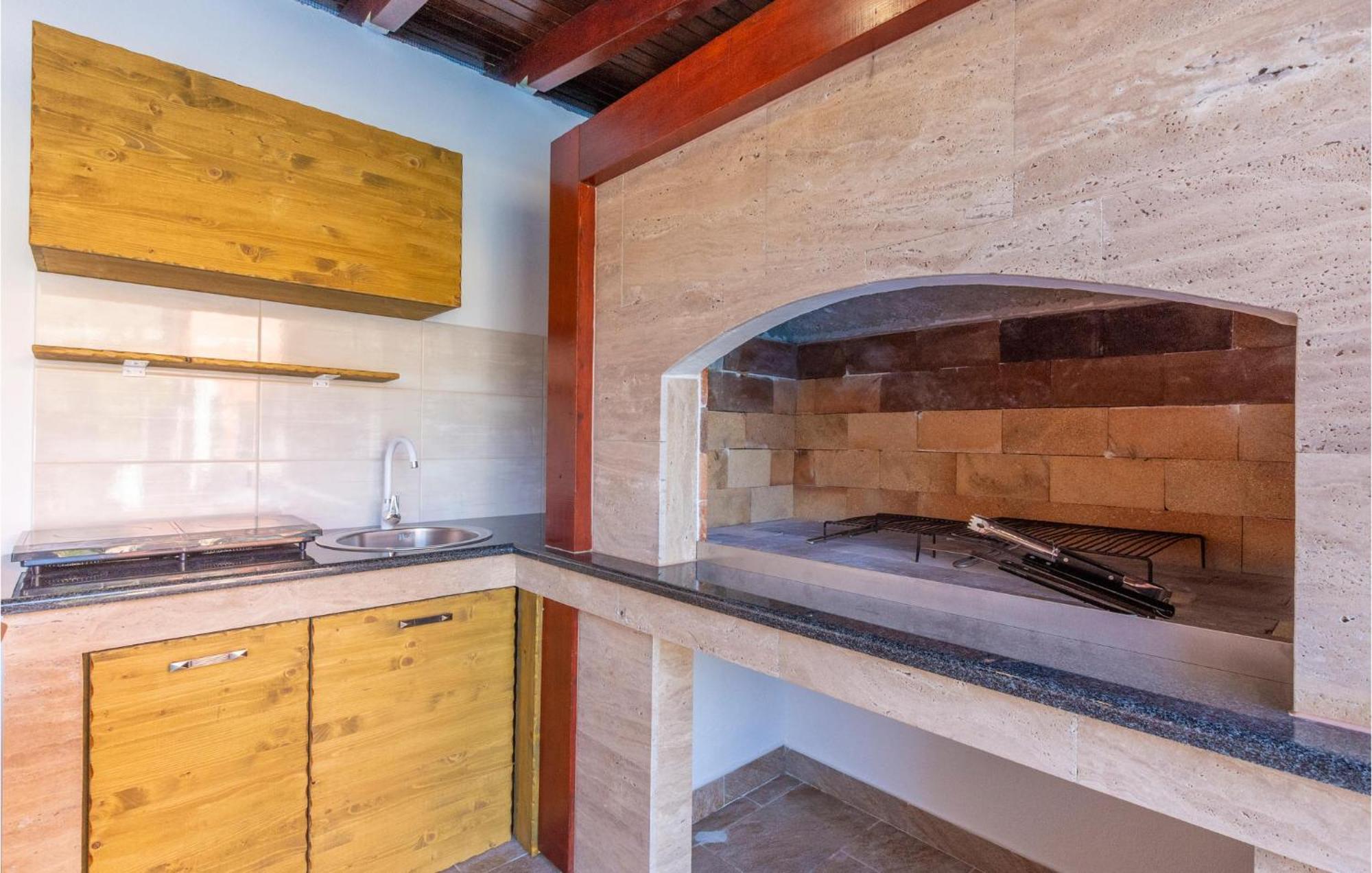 Nice Apartment In Plano With Kitchen Экстерьер фото
