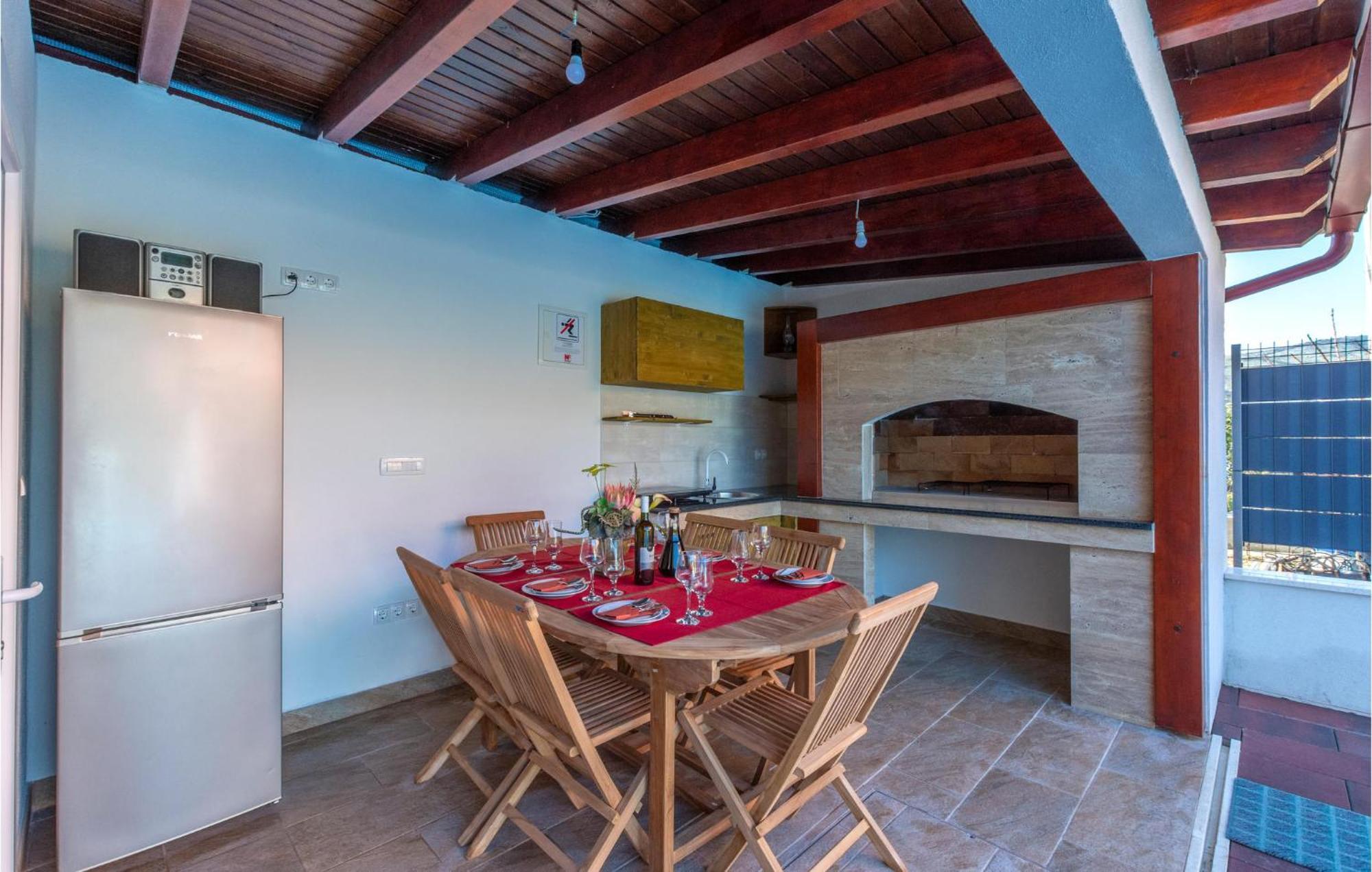 Nice Apartment In Plano With Kitchen Экстерьер фото