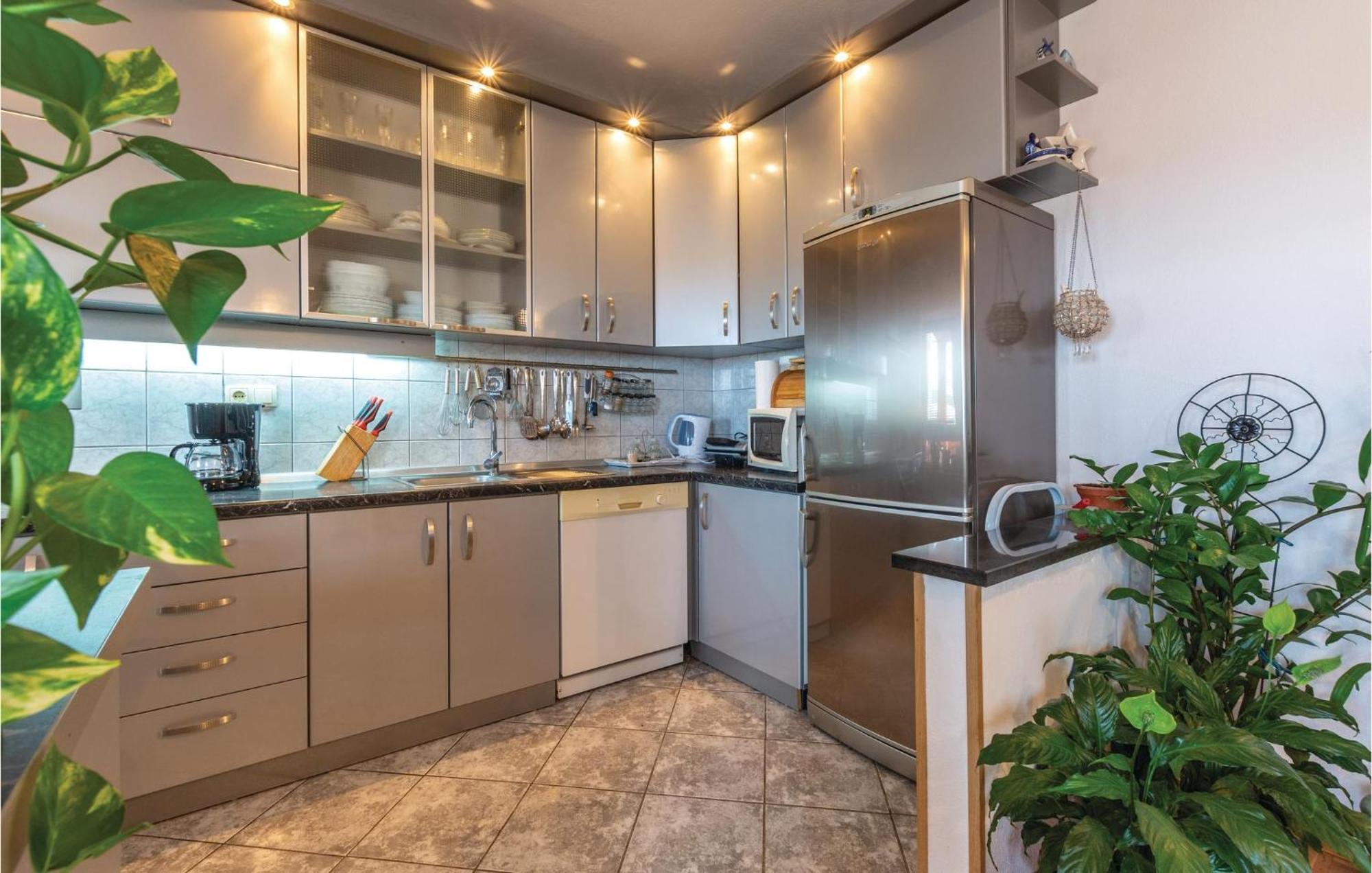 Nice Apartment In Plano With Kitchen Экстерьер фото